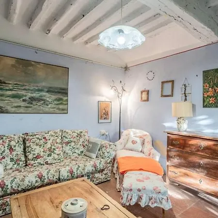 Casa Gabriella Santo Stefano (Lucca)